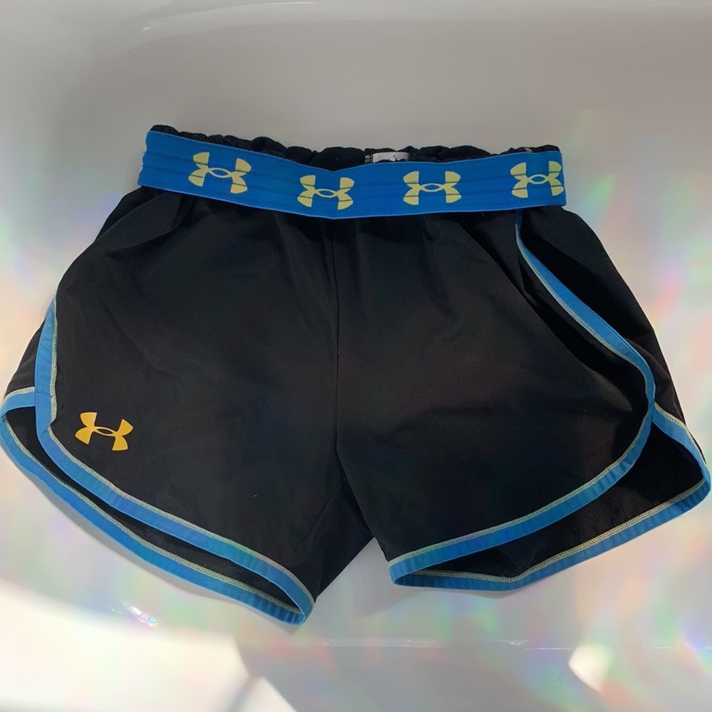 Womens Under Armour shorts- size small